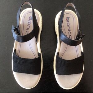 Bionica Women’s Sandals size 7